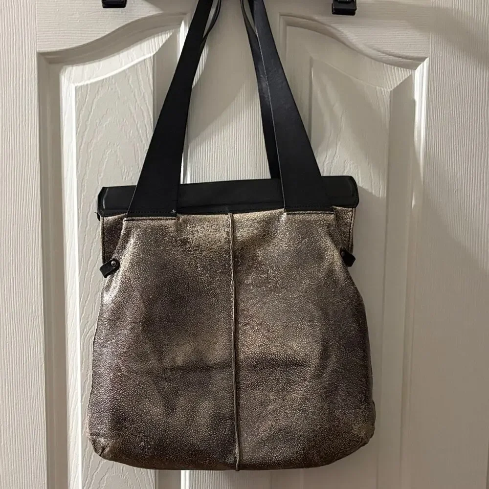 Vin Baker Soft Leather Tote with Magnet Closure and Black Leather Straps